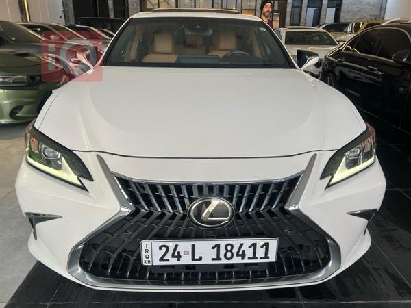 لێکزس ES 2023  بۆ فرۆشتن لە عێراق - موسڵ